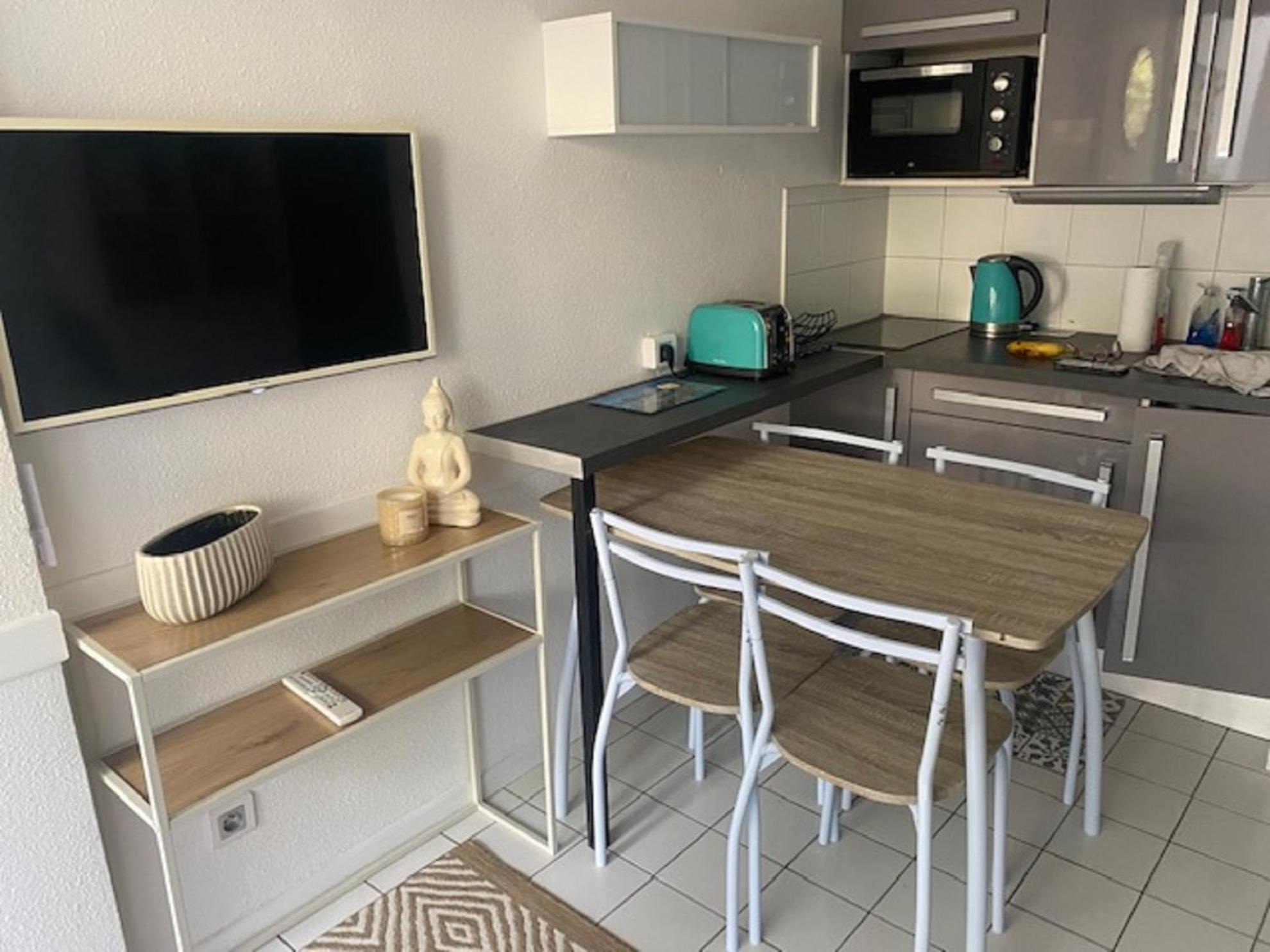 Vittoria Immobilier 4-Reglement Sur Place -Cheques Vacances Acceptes La Grande Motte Chambre photo
